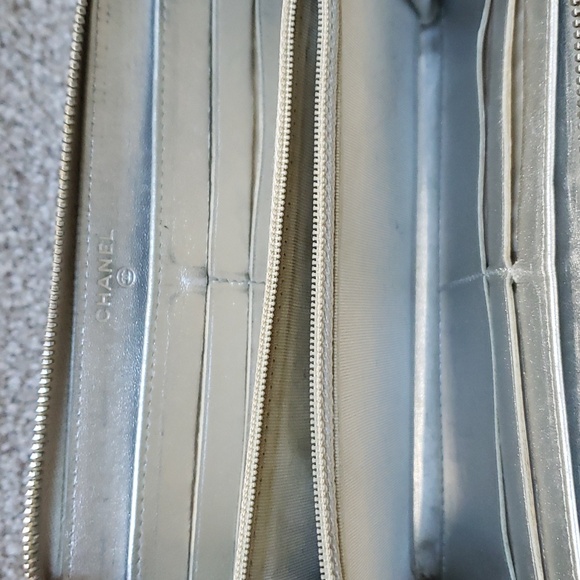 Chanel Quilted zipper wallet Authentic - Picture 10 of 12